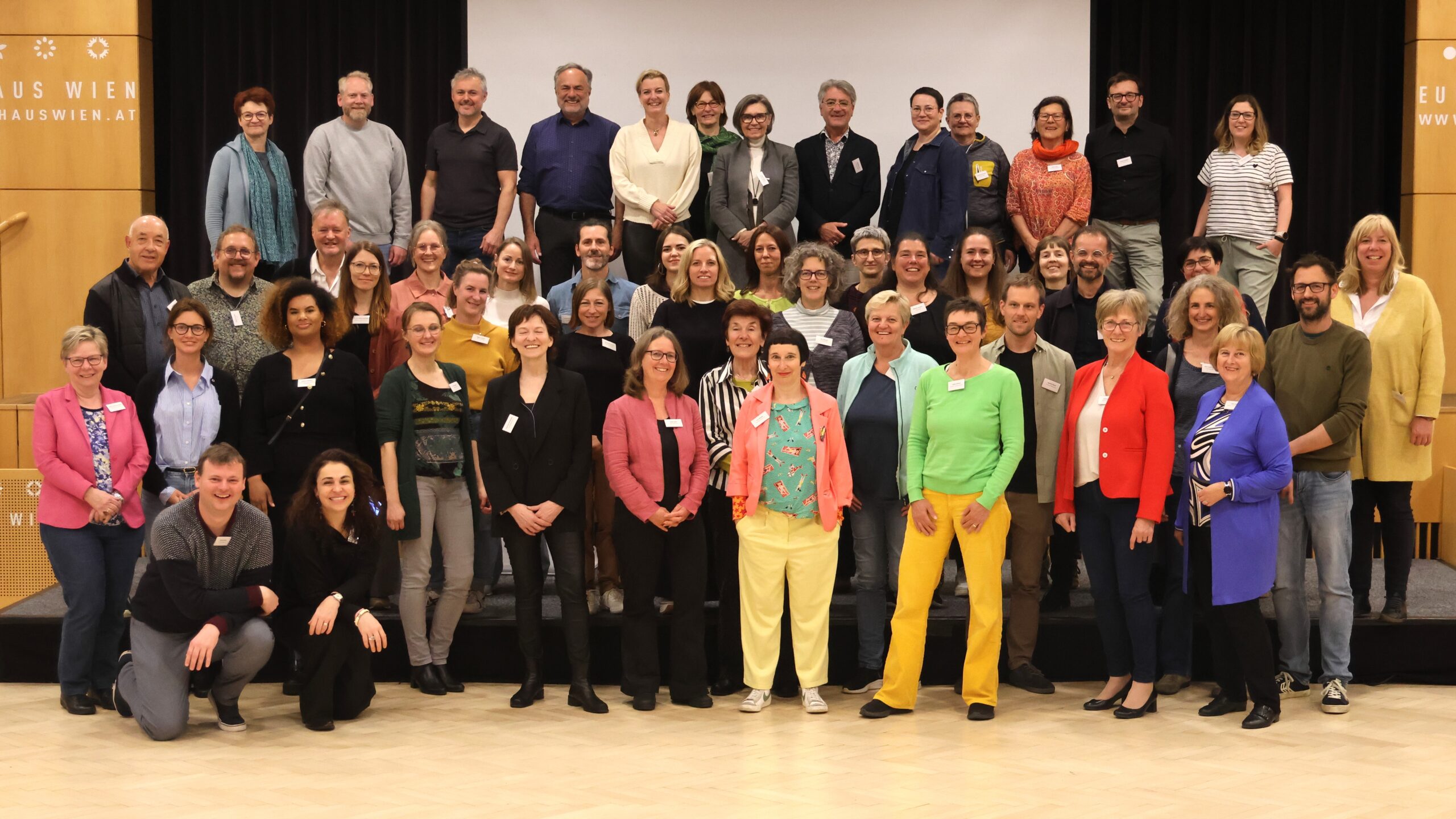 Gruppenfoto Ring-Tagung 2025 (c) Ring Österreichischer Bildungswerke